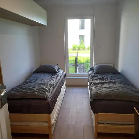 Marina - Widok Na Jezioro, Ogrodek Z Tarasem, Klima, Parking, 6 Lozek Apartment *