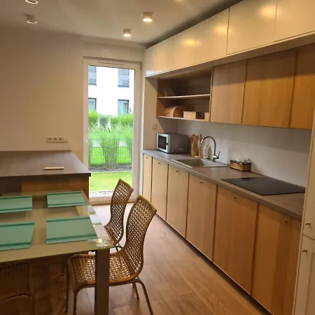 Marina - Widok Na Jezioro, Ogrodek Z Tarasem, Podziemny Parking, Nawet 6 Lozek Илава