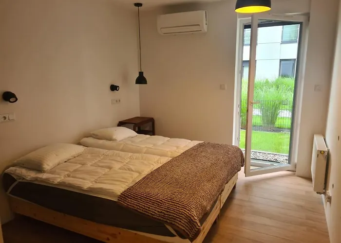 דירה Marina - Widok Na Jezioro, Ogrodek Z Tarasem, Parking, Nawet 6 Lozek אילאווה