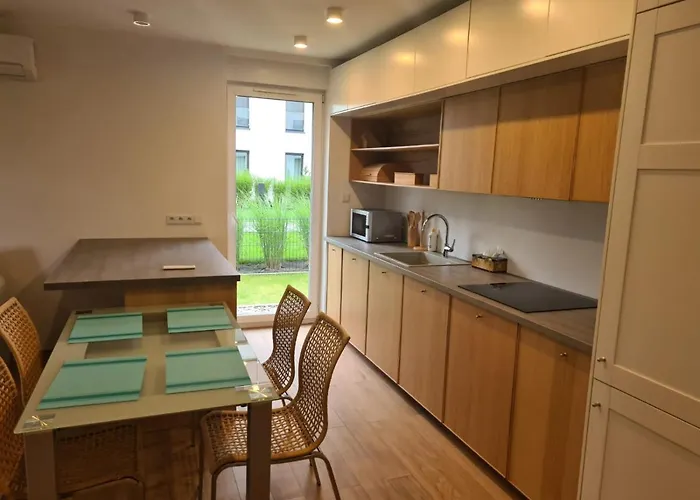 Marina - Widok Na Jezioro, Ogrodek Z Tarasem, Parking, Nawet 6 Lozek אילאווה